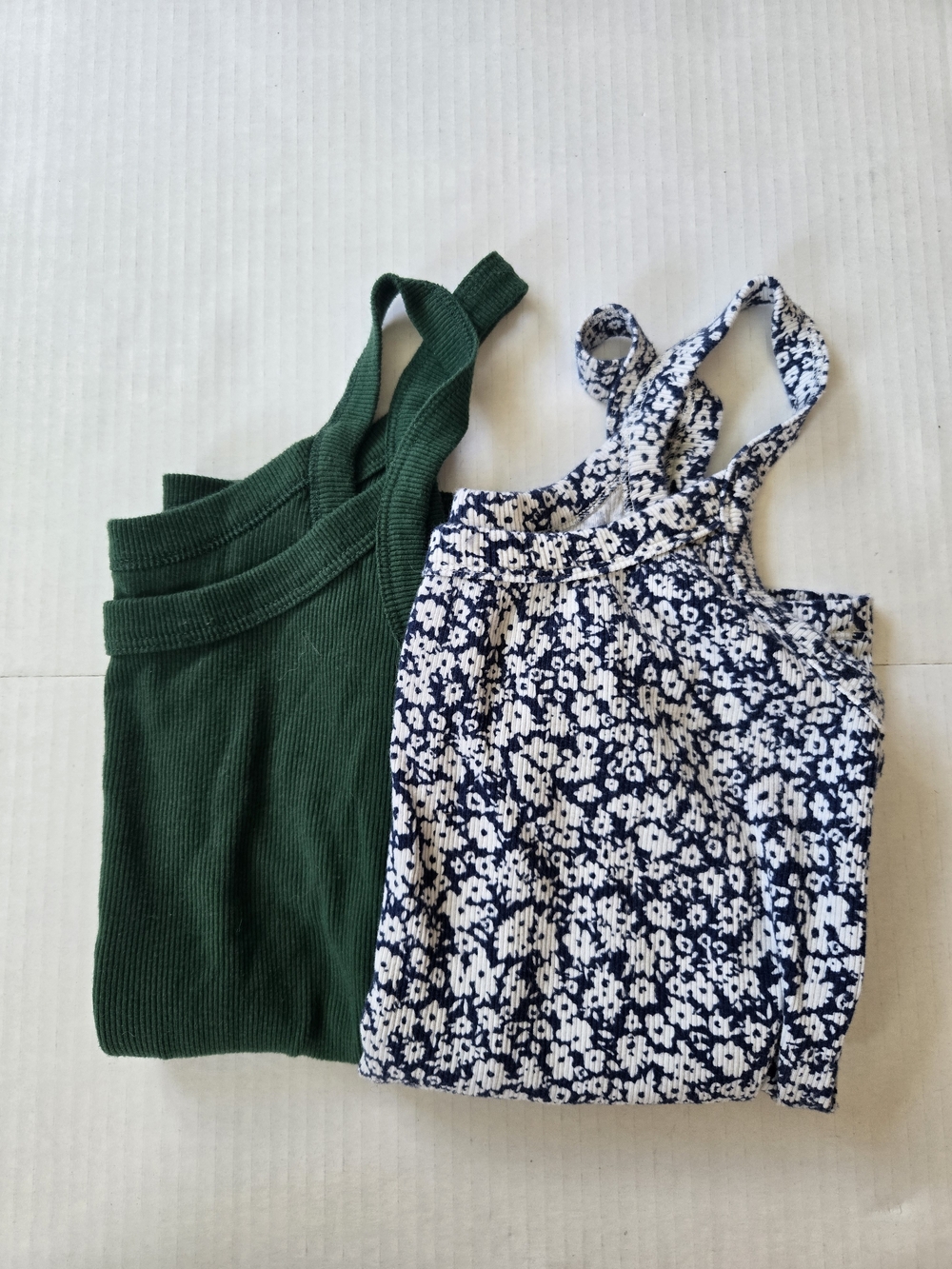 Old Navy Green Ribbed Tank & Navy White Floral Tank Set